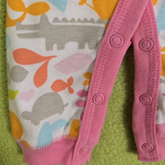 NWT  NEWBORN Carter's Pink and Multicolor Animal Print One Piece (Q2) - Picture 7 of 8
